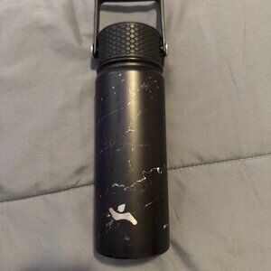 Konokyo 18oz Stainless Steel Insulated Water Bottle - Black (Used)